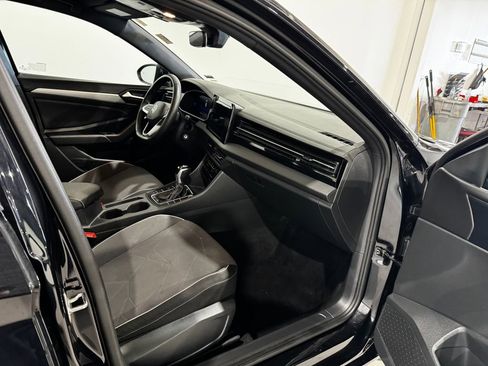 Used 2025 Volkswagen Jetta Sport FWD image 22