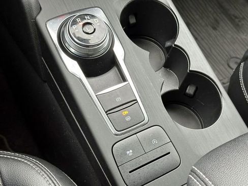 Used 2020 Ford Escape SEL image 29