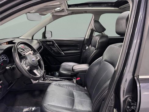 Used 2018 Subaru Forester 2.5i Touring w/ Popular Package #3B image 27