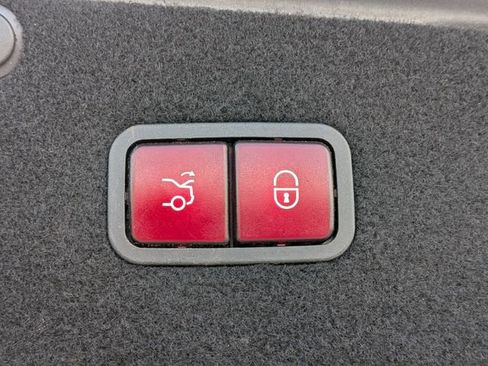 Used 2015 Mercedes-Benz S 550 image 14