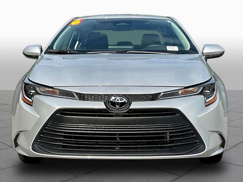 Used 2026 Toyota Corolla LE FWD image 4
