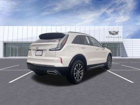 Certified 2024 Cadillac XT4 Sport AWD/4WD image 8