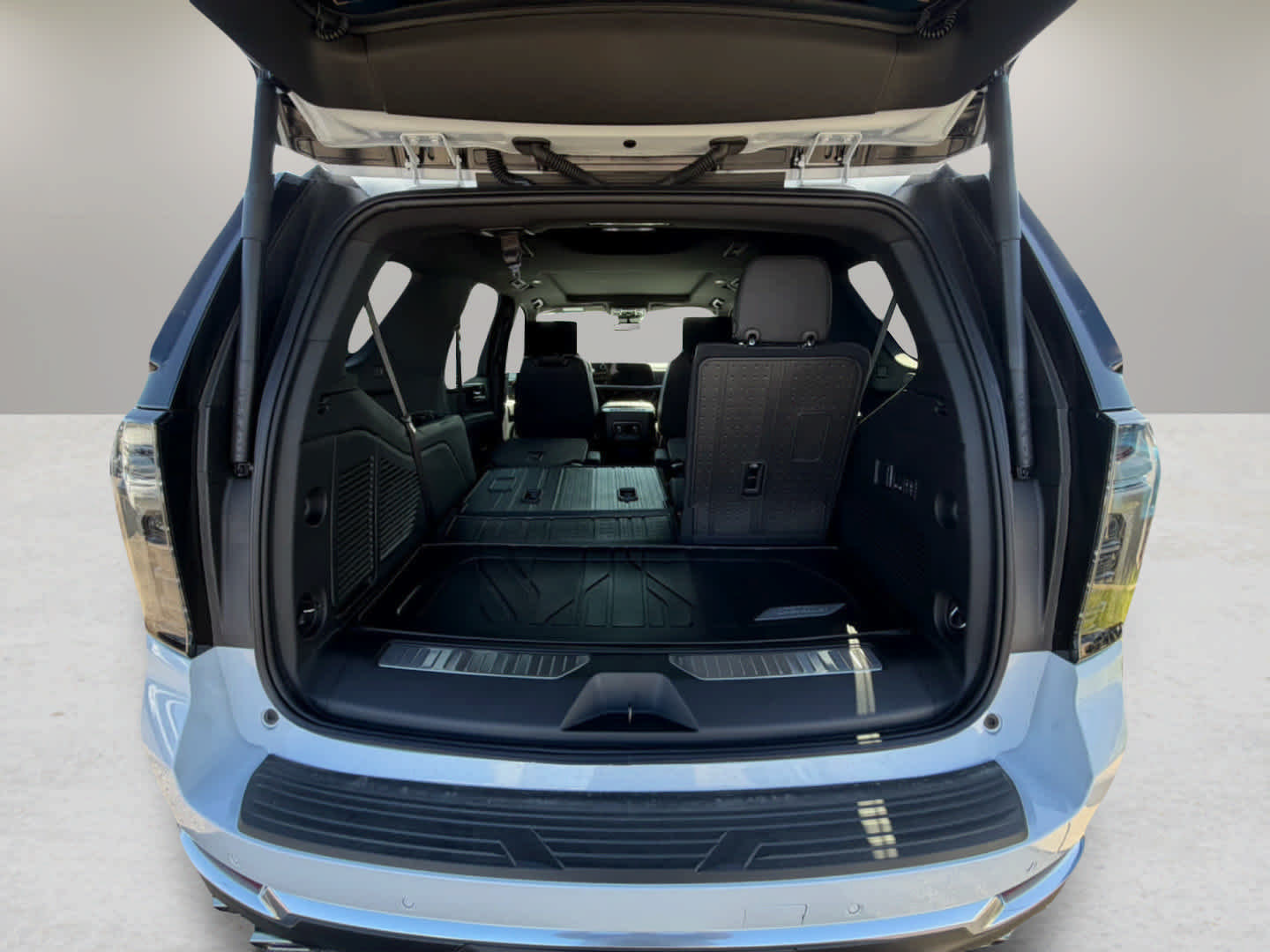 New 2026 Chevrolet Tahoe High Country AWD/4WD image 38