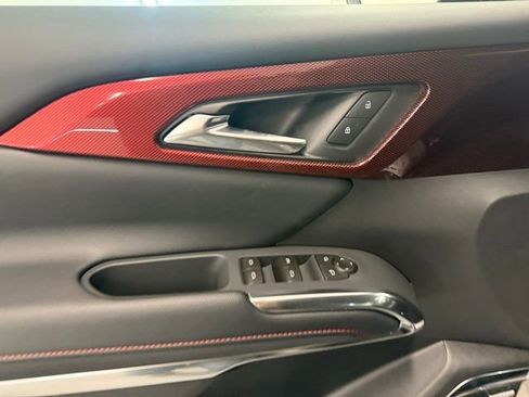 New 2026 Chevrolet Traverse Z71 w/ Enhanced Driving Package AWD/4WD image 15