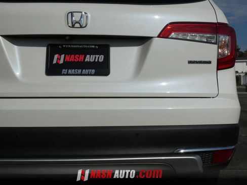 Used 2019 Honda Pilot Touring image 9
