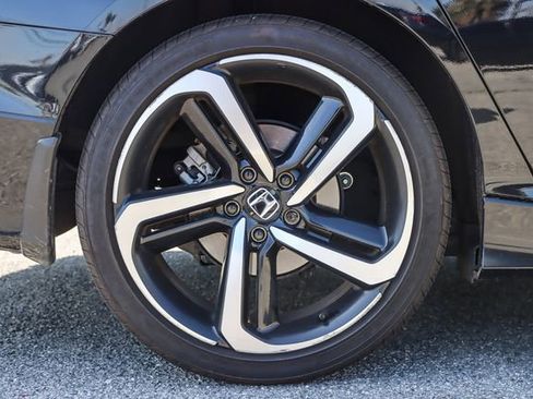Used 2022 Honda Accord Sport image 10