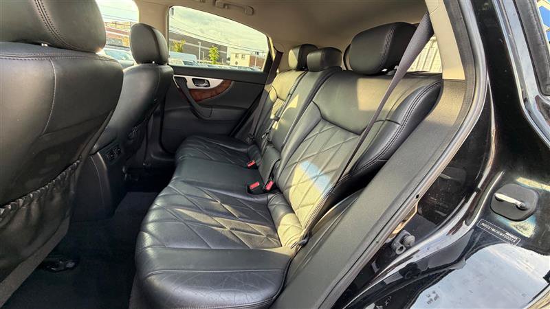 Used 2014 INFINITI QX70 2WD w/ Premium Package image 45