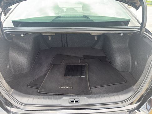 Certified 2022 Nissan Altima 2.5 SV FWD image 34
