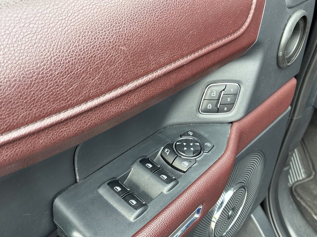Used 2024 Ford Expedition Limited AWD/4WD image 42
