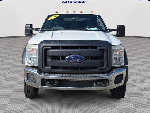 Used 2016 Ford F550 2WD Regular Cab Super Duty image 2