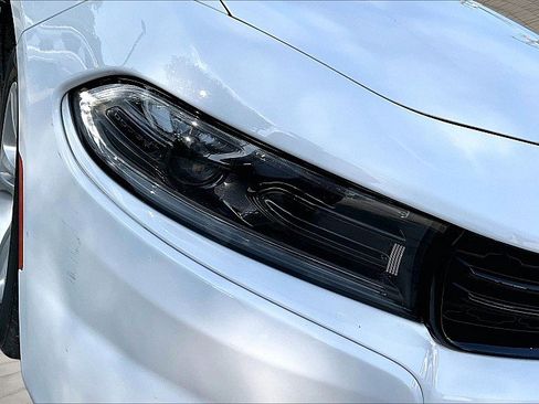 Used 2022 Dodge Charger SXT RWD image 25