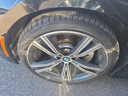 Used 2019 BMW 330i Sedan w/ Convenience Package image 9