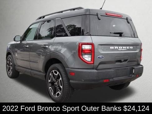 Used 2022 Ford Bronco Sport Outer Banks w/ Tech Package AWD/4WD image 9