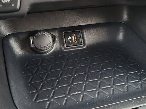 Certified 2025 Toyota RAV4 XLE image 29