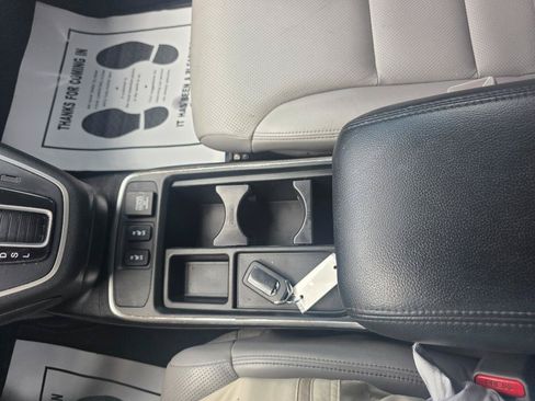 Used 2016 Honda CR-V Touring image 17