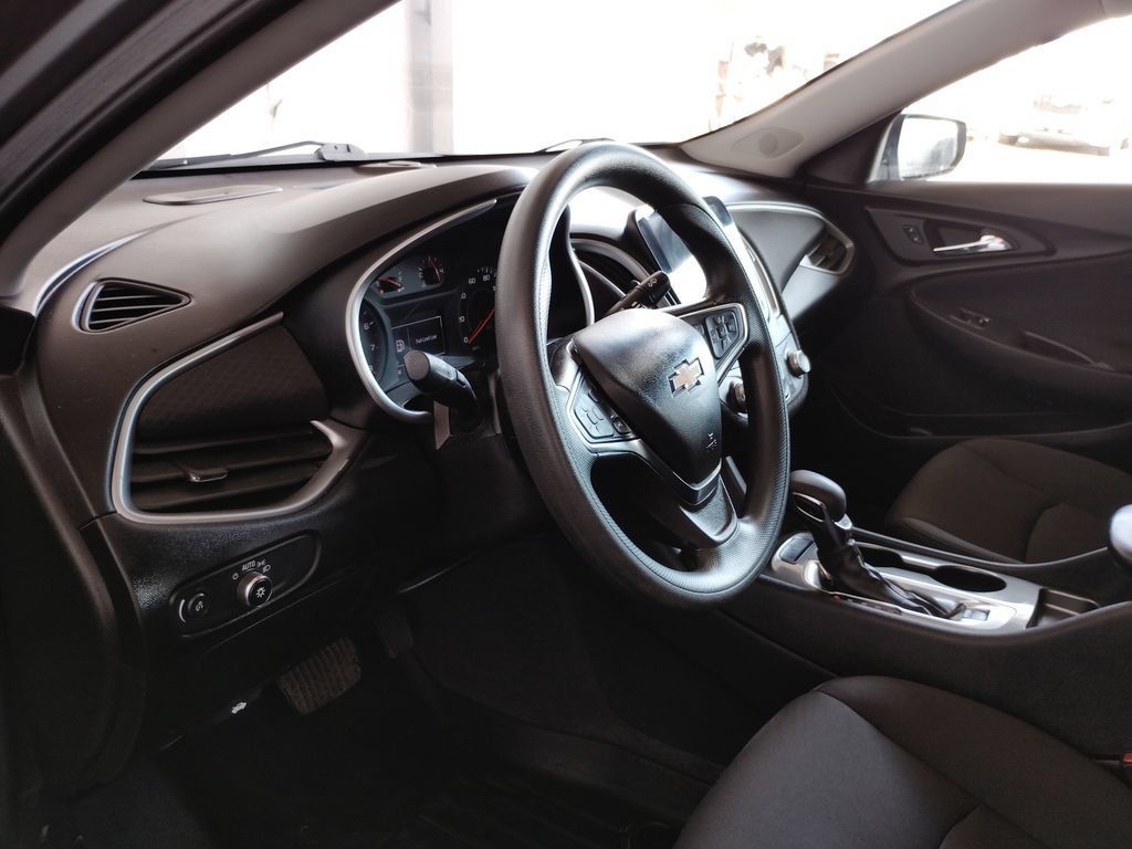Used 2024 Chevrolet Malibu LS FWD image 22