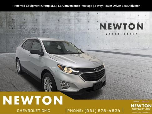 Used 2019 Chevrolet Equinox LS w/ LS Convenience Package FWD image 1