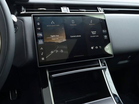 Used 2026 Land Rover Range Rover Velar Dynamic SE image 19