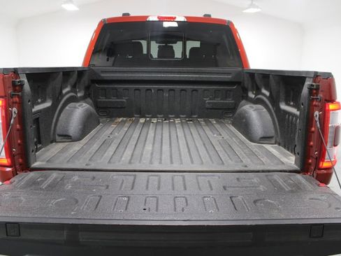 Used 2023 Ford F150 Lariat w/ Max Trailer Tow Package image 17