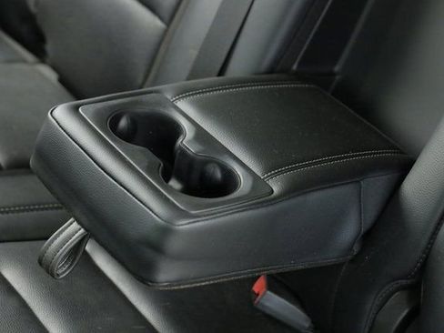 Used 2022 RAM 1500 Laramie image 32