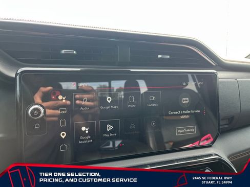 Used 2023 GMC Sierra 1500 AT4 w/ AT4 Premium Package AWD/4WD image 31