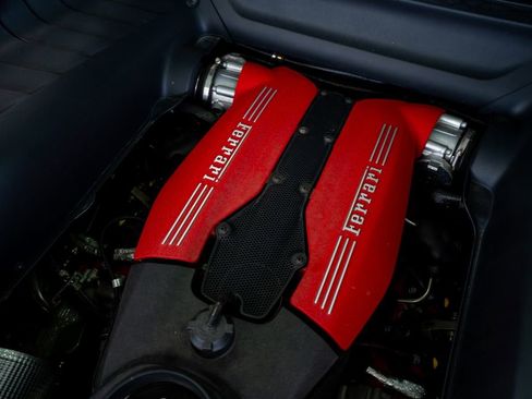 Used 2019 Ferrari 488 GTB image 60