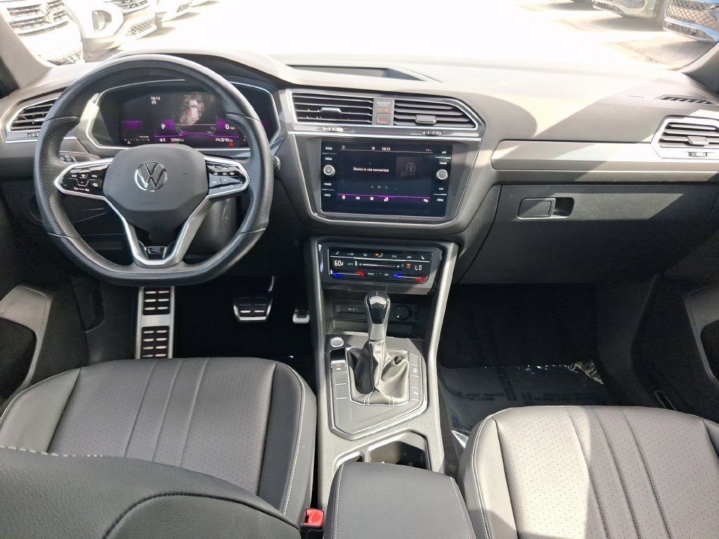 Used 2023 Volkswagen Tiguan SE R-Line FWD image 14