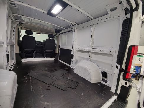 Used 2021 RAM ProMaster 3500 w/ Convenience Group image 9