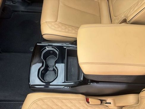 Used 2024 Jeep Grand Cherokee L Summit w/ High Altitude Package image 29