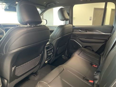 New 2026 Jeep Grand Cherokee Limited image 20