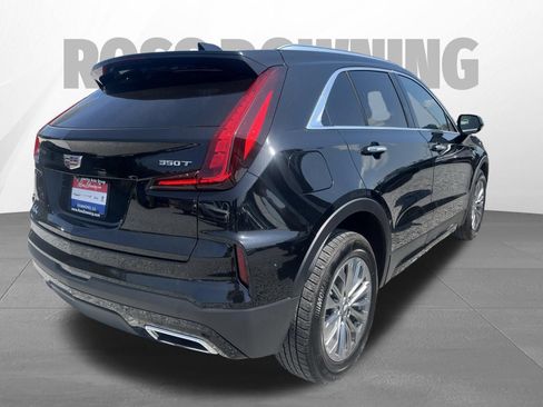 Used 2024 Cadillac XT4 Premium Luxury FWD image 4