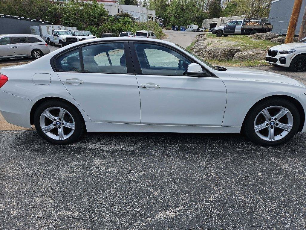 Used 2015 Chrysler 200 Limited w/ Convenience Group FWD image 22