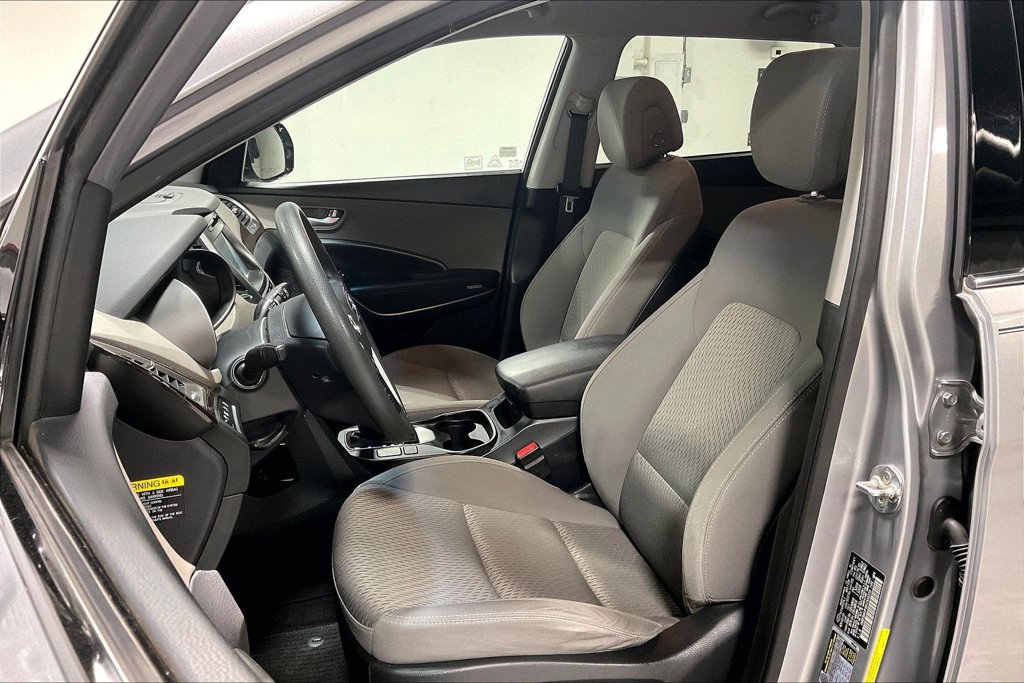 Used 2019 Hyundai Santa Fe XL SE FWD image 30