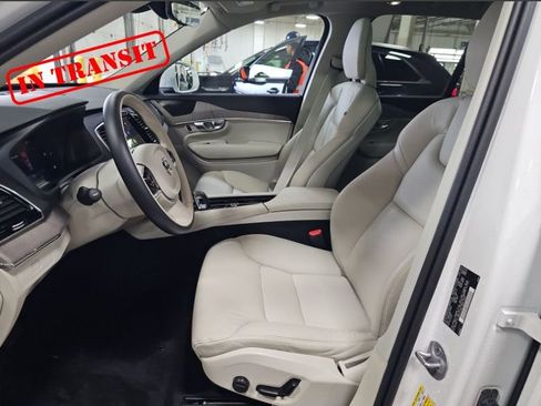 Used 2024 Volvo XC90 B6 Plus w/ Protection Package Premier image 8