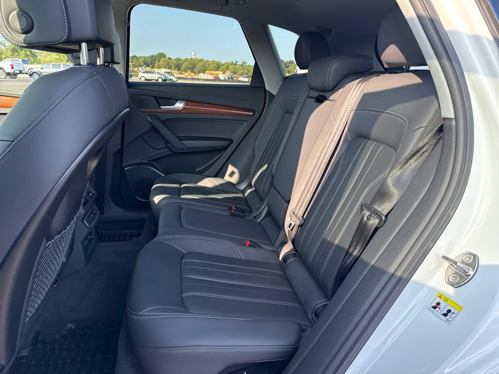 Used 2023 Audi Q5 2.0T Premium w/ Convenience Package AWD/4WD image 41