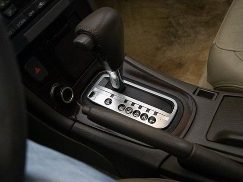 Used 2000 Nissan Maxima GLE image 30