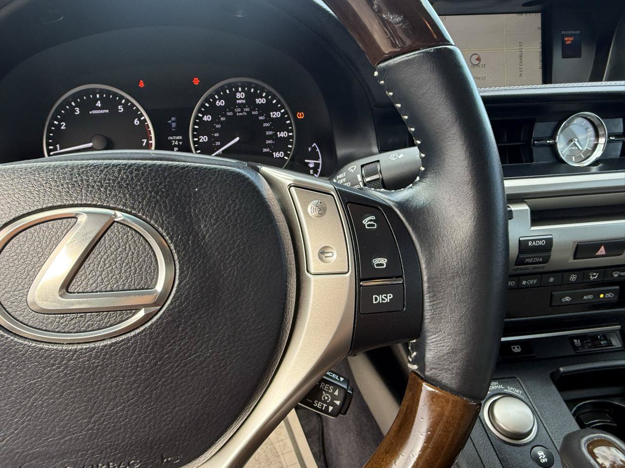 Used 2014 Lexus ES 350 w/ Luxury Package FWD image 16