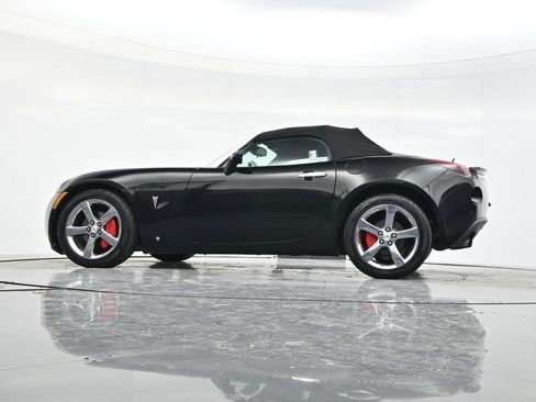 Used 2009 Pontiac Solstice GXP w/ Premium Package image 40
