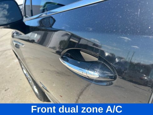 Used 2021 Buick Enclave Avenir w/ Avenir Technology Package FWD image 28