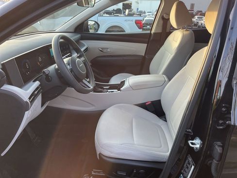 Used 2025 Hyundai Tucson SEL image 9