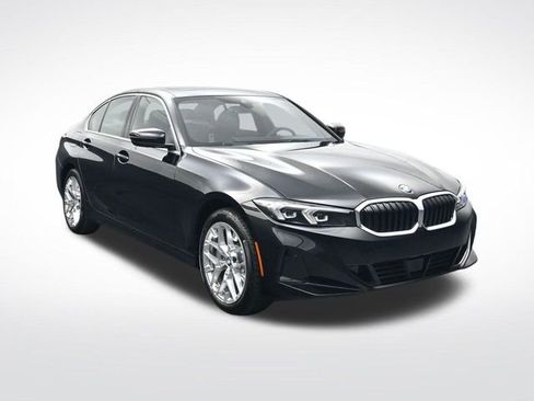 New 2026 BMW 330i xDrive Sedan w/ Convenience Package image 2