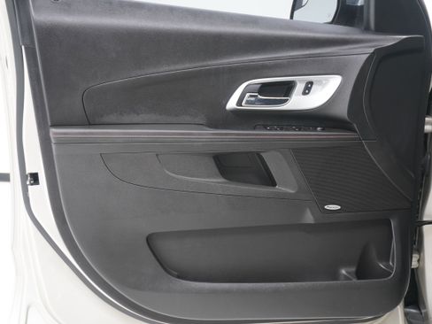 Used 2013 Chevrolet Equinox LTZ FWD image 14