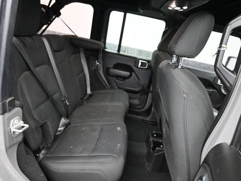 Used 2022 Jeep Wrangler Unlimited Sport AWD/4WD image 7