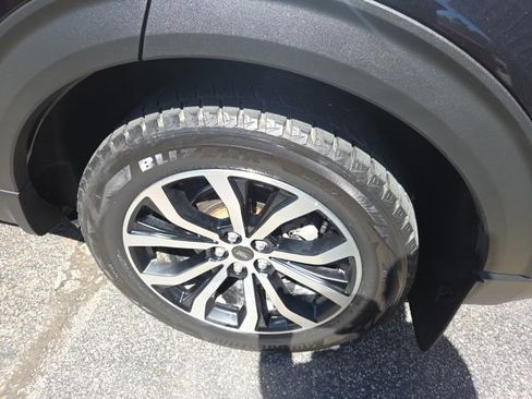 Used 2022 Ford Explorer ST-Line w/ Class IV Trailer Tow Package AWD/4WD image 35