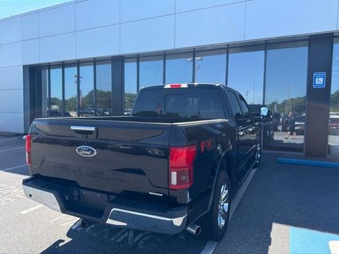 Used 2018 Ford F150 Lariat w/ Equipment Group 502A Luxury AWD/4WD image 3