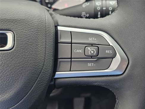 New 2026 Jeep Compass Latitude AWD/4WD image 21