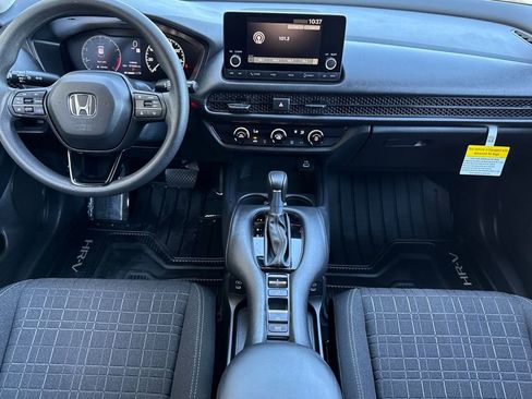 Used 2024 Honda HR-V LX image 10