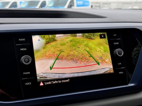 Used 2023 Volkswagen Taos SE image 20