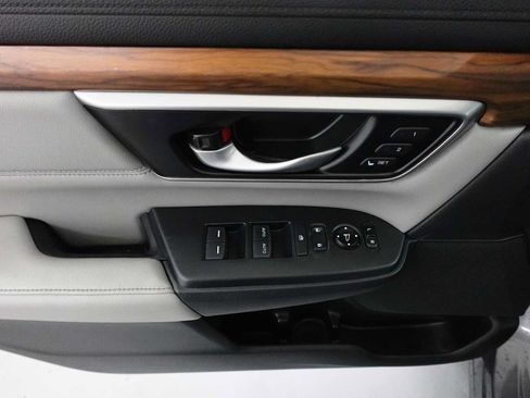 Certified 2022 Honda CR-V Touring image 11
