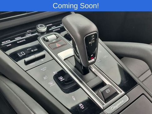 Used 2020 Porsche Cayenne AWD/4WD image 32